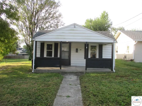 612 E Gordon St, Marshall, MO 65340