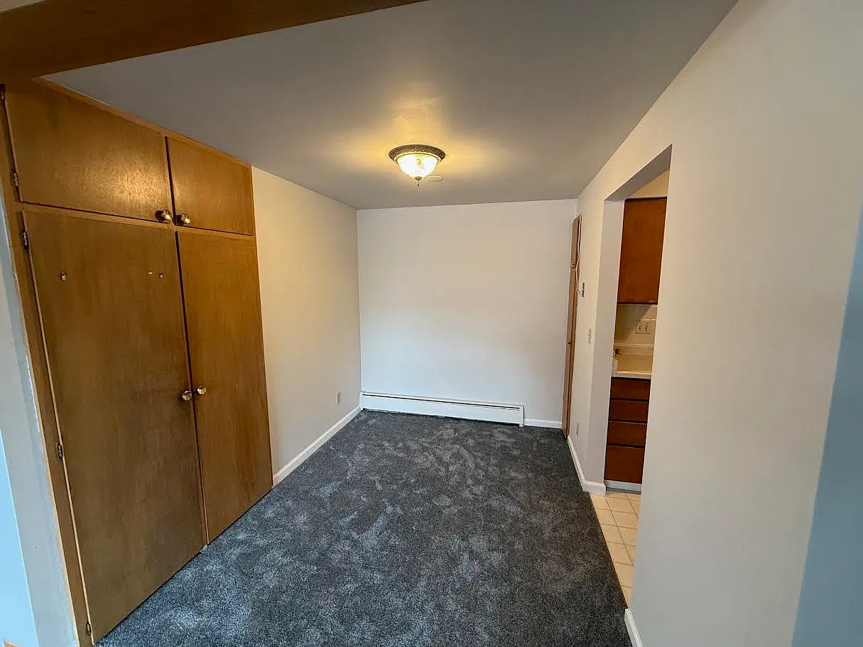 2 bed, 850 sqft, $1,200 — Photo 4