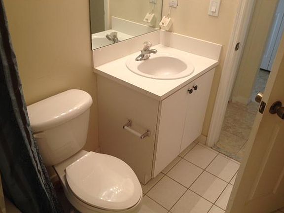 4th image of 4950 Windward Way #1404