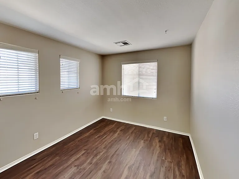 10357 Cherokee Corner Ave — Photo 19