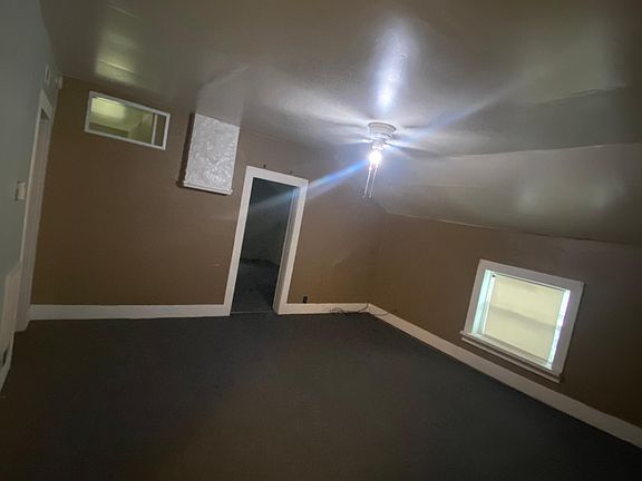 4th image of 315 W High St