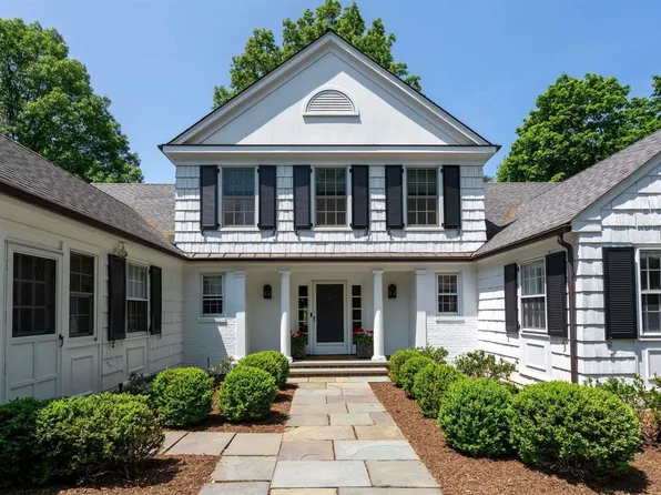 139 Skunks Misery Road, Locust Valley, NY 11560