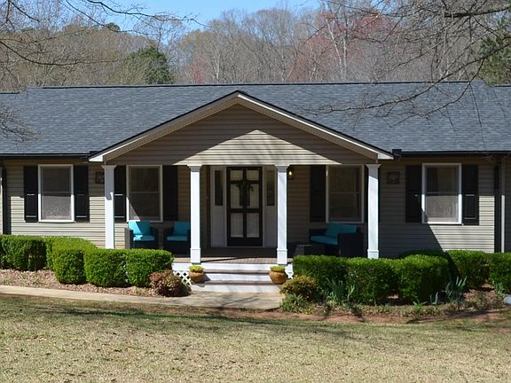 2nd image of 6 Nicklaus Dr