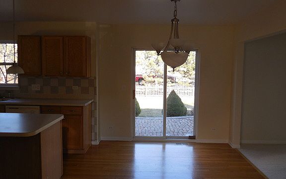 2nd image of 454 Parkwood Cir