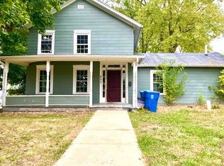 802 S Peoria Ave, Dixon, IL 61021