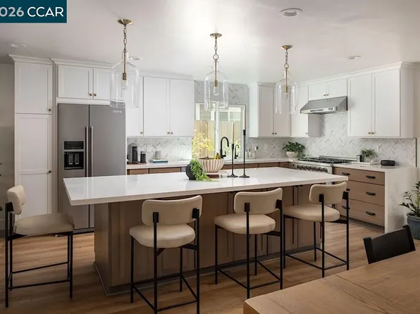 10558 Rancho Carmel Dr, San Diego, CA 92128