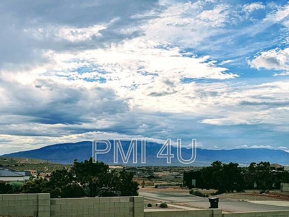 4th image of 2317 Garden Rd NE