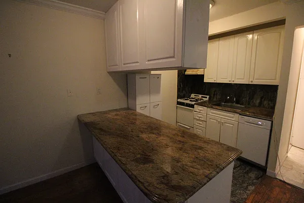 Rented by Luxor Homes & Investment Realty | media 14