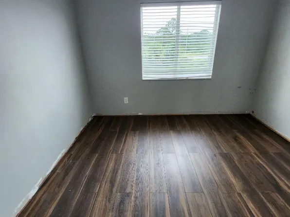 823 Eisenhower Blvd, Lehigh Acres, FL 33974