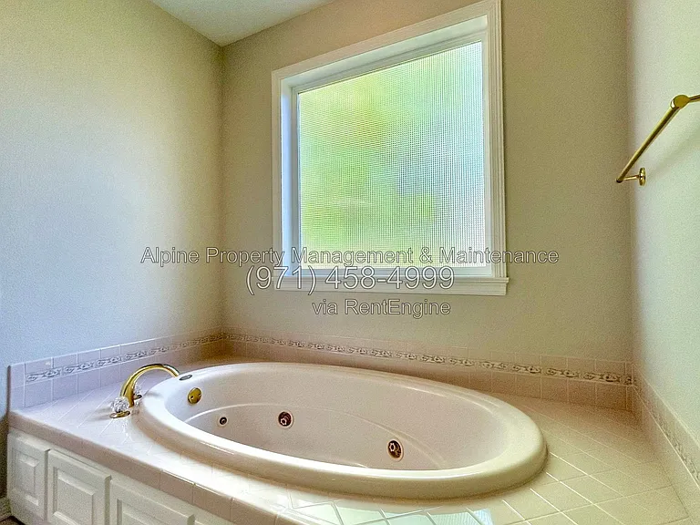 820 NW Pebble Beach Way — Photo 30