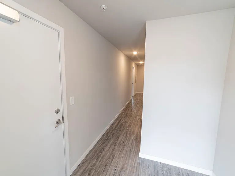 Mammoth Springs Apartments & Townhomes — Photo 94