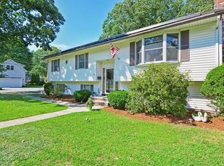 96 Pine St, Woburn, MA 01801