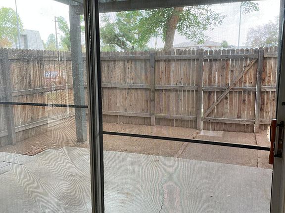 3rd image of 5942 W Golden Ln