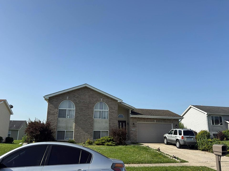 1st image of 2939 W 63rd Ln