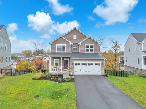 2435 Demare Dr, Bethel Park, PA 15102