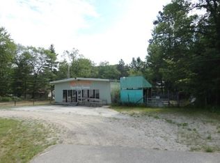 1449 S Mt Tom Rd, Mio, MI 48647