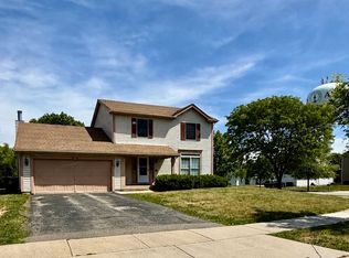 1610 Hartley Dr, Algonquin, IL 60102