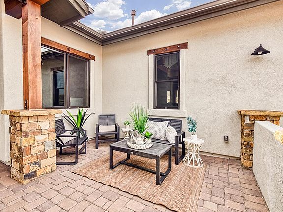 Featured Plan 2746 Patio
