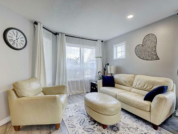 2nd image of 109-55 Fairways Dr NW #109