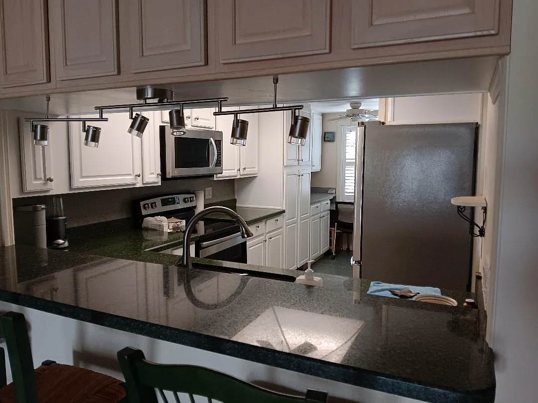 2 bed, 1110 sqft, $2,875 — Photo 3