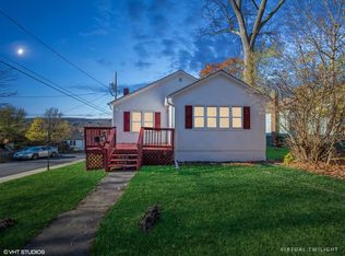 1 Ida Ln, Ellenville, NY 12428