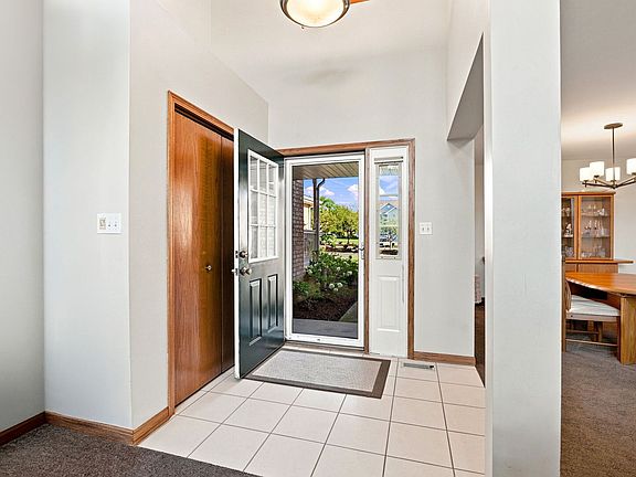 4th image of 150 Harper Ln