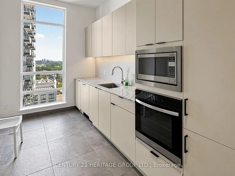 8888 Yonge St #718 — Photo 50