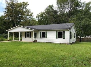 2336 Cat Creek Rd, Stanton, KY 40380