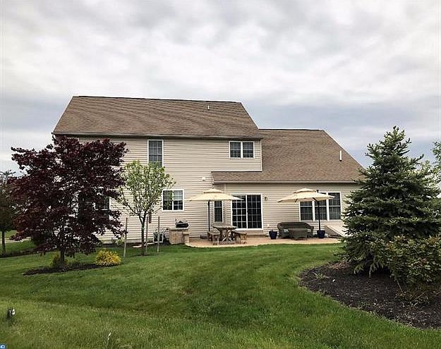 2nd image of 66 Sweetwater Ln