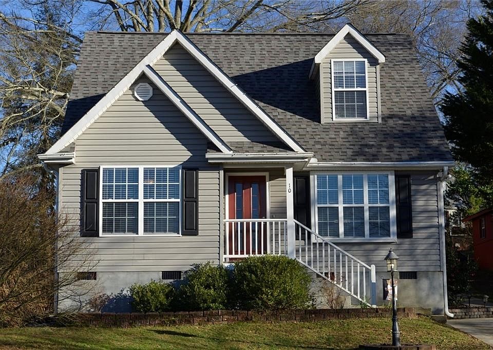 2nd image of 10 Blue Ridge Dr