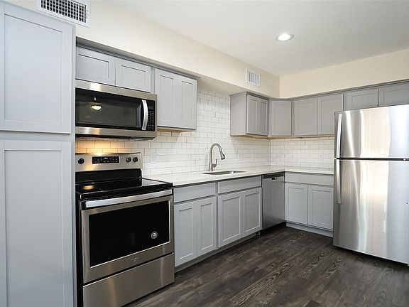 3rd image of 5504 La Branch St #6
