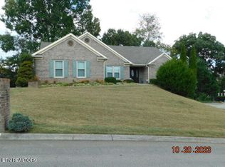 8313 Birch Run Ln, Knoxville, TN 37919