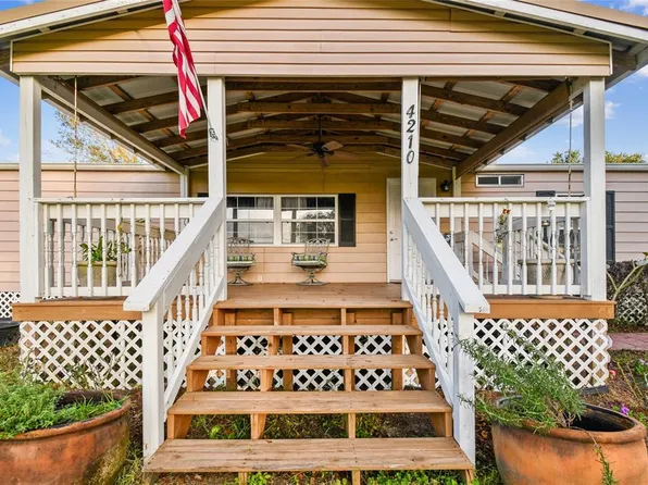 4210 Nesmith Rd, Plant City, FL 33567