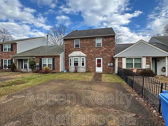 3rd image of 1317 Village Green Dr