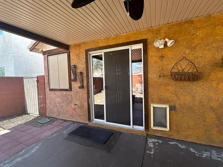 Backyard ( Kitchen sliding door & Doggy Door)