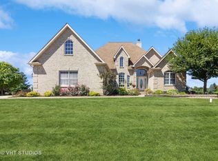950 Tall Grass Ct, Somonauk, IL 60552