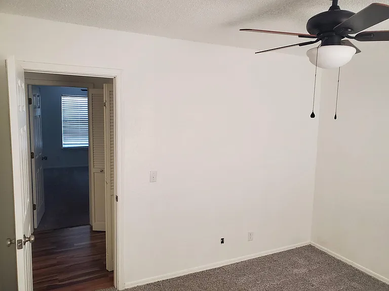 126 W Honolulu St — Photo 5