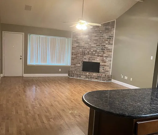 8306 Windy Creek Dr — Photo 10