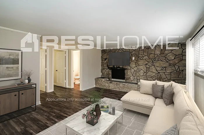 1906 Robinson Rd — Photo 5