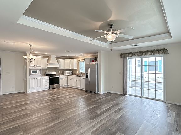 3rd image of 805 Sutton St #2782