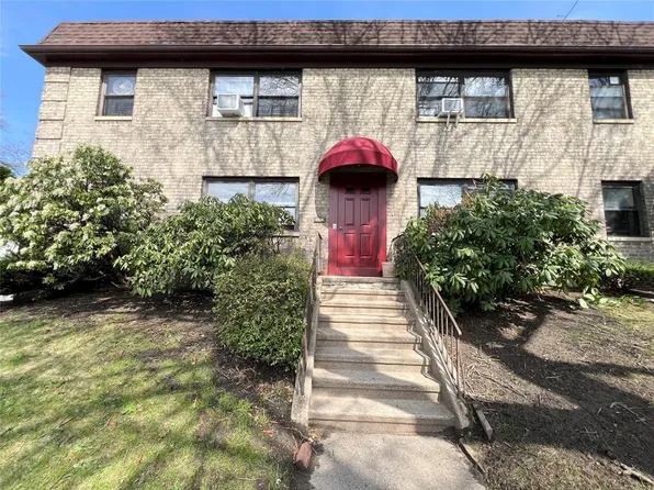 6951 136th Street #2A, Flushing, NY 11367