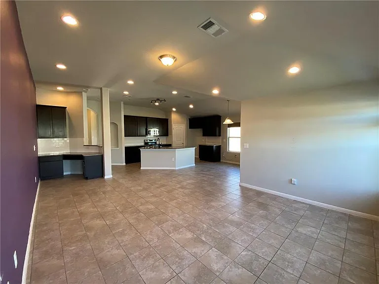 816 Sleeping Bear Dunes Dr — Photo 11