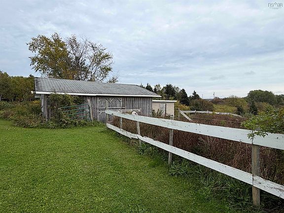 4th image of 687 Coxheath Rd