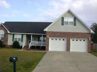 5519 Ascent Dr, Hope Mills, NC 28348