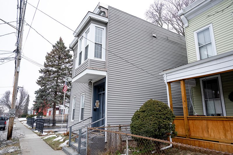 2nd image of 104 2nd Avenue