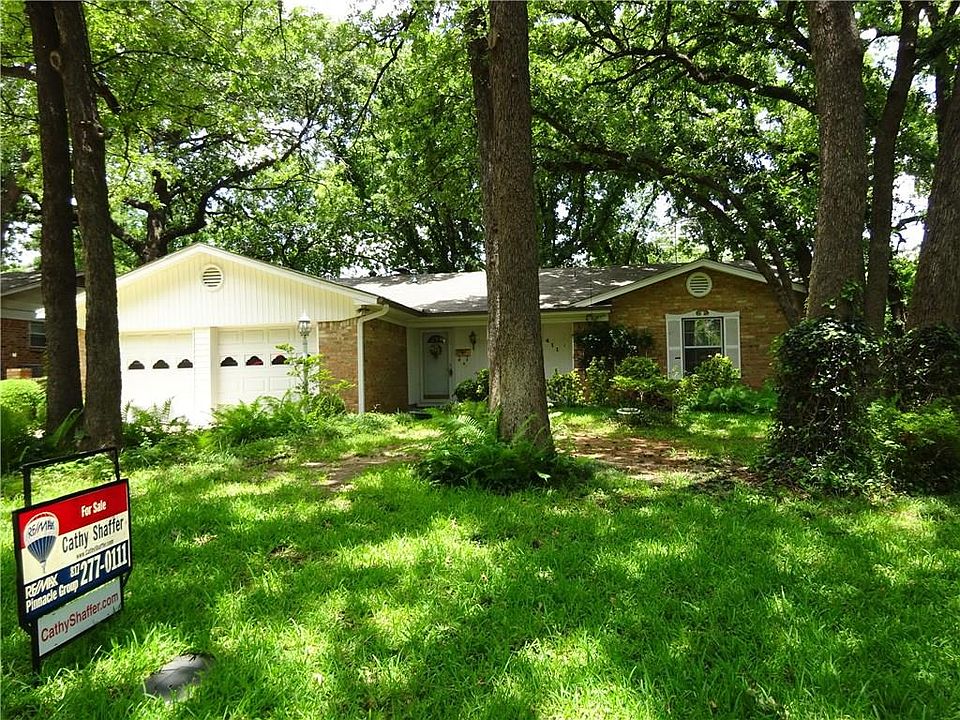 1st image of 411 Baylor Dr