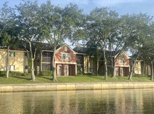 5566 Baywater Dr, Tampa, FL 33615