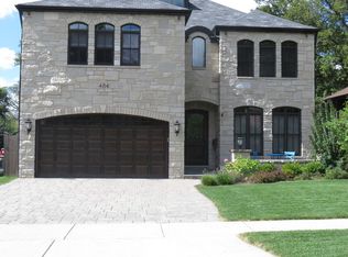 463 S Cottage Hill Ave, Elmhurst, IL 60126