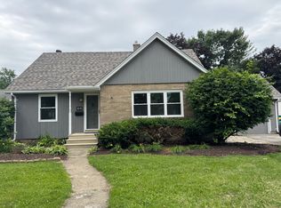 1616 Glenwood Ave, Joliet, IL 60435