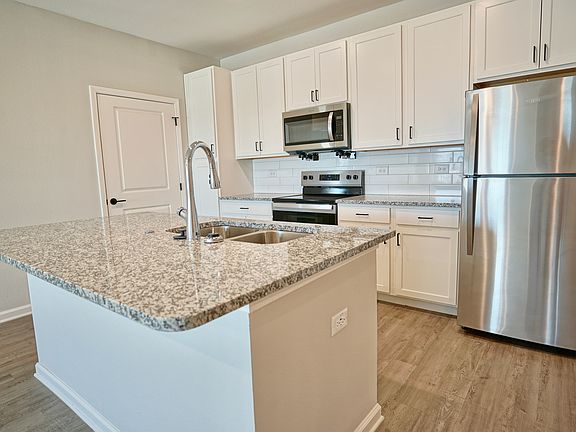 3rd image of 350 Connection Blvd #2352